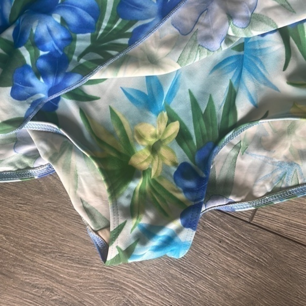 LL Bean swimsuit blue green floral one piece size 12 - Picture 3 of 7